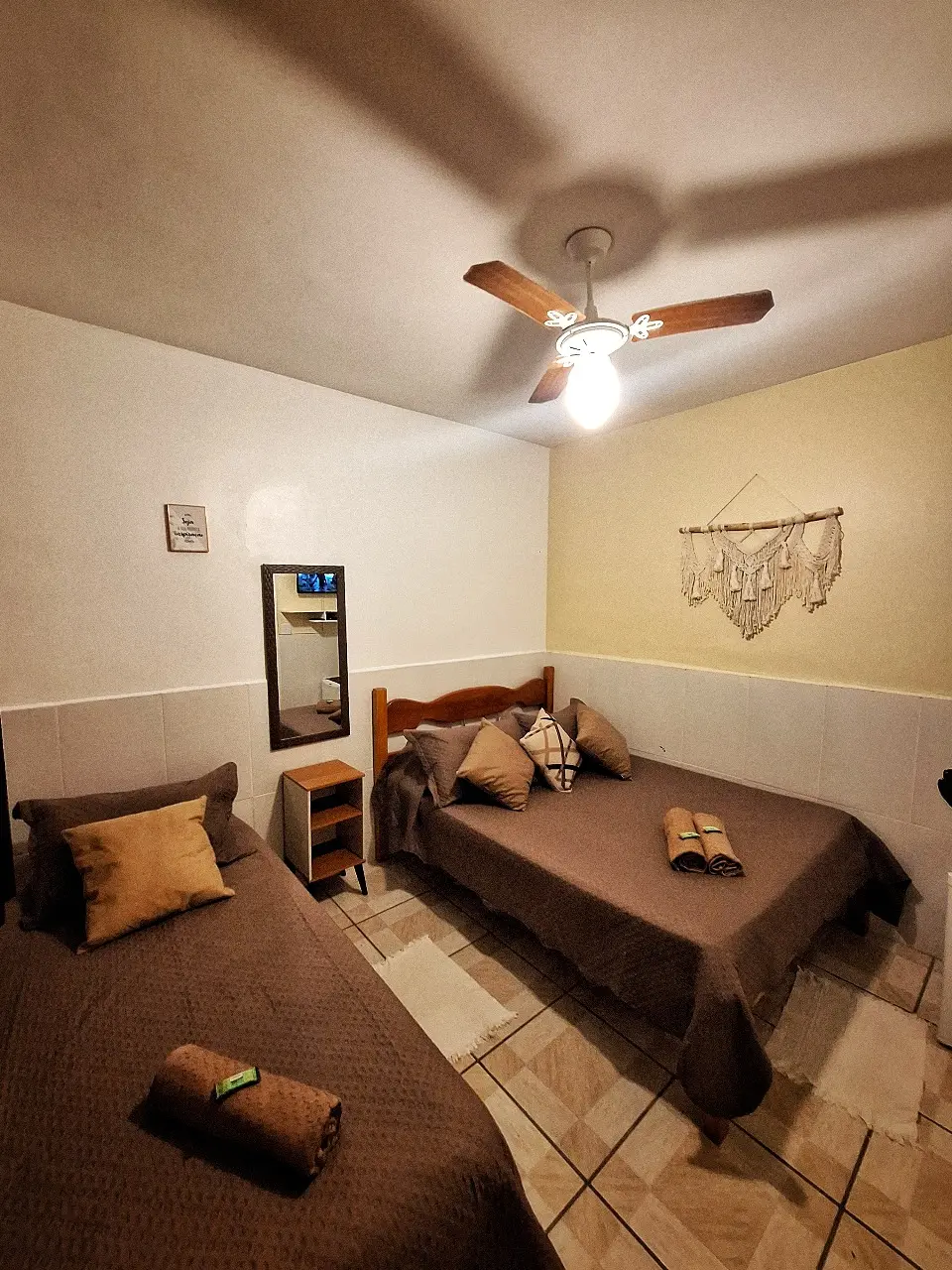 Quarto familiar com duas camas
